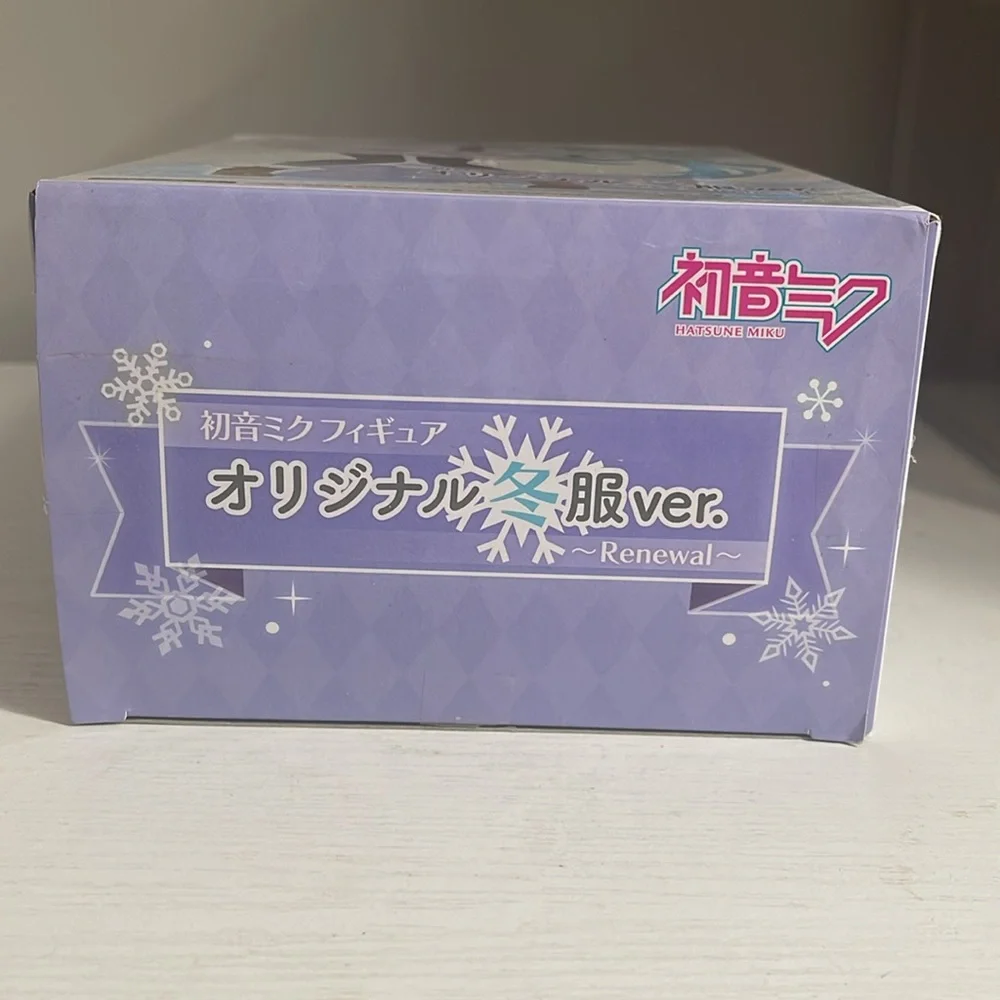 Taito Hatsune Miku Figure Original Winter Clothes (Renewal Version